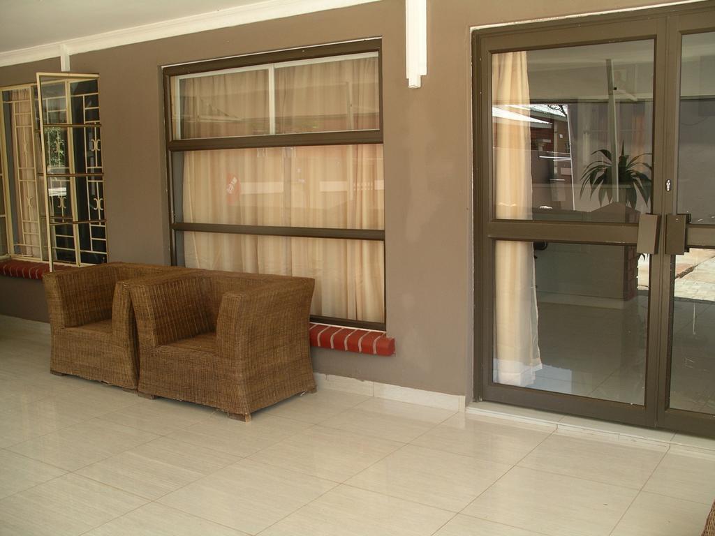Asante Apartments Livingstone Zimmer foto